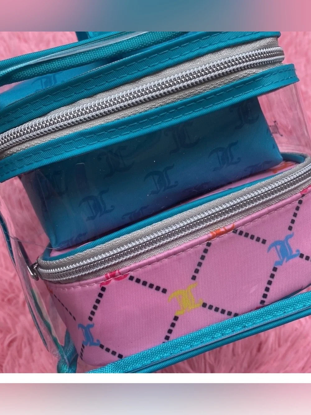 Juicy Couture 4 piece nested bag travel cosmetic set